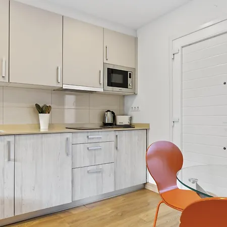 2 Jardin 2 - El Sablon Apartment