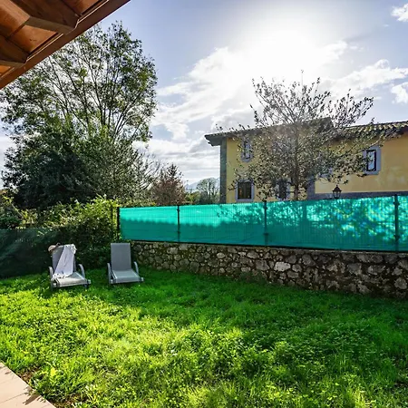 Apartment 2 Jardin 2 - El Sablon *